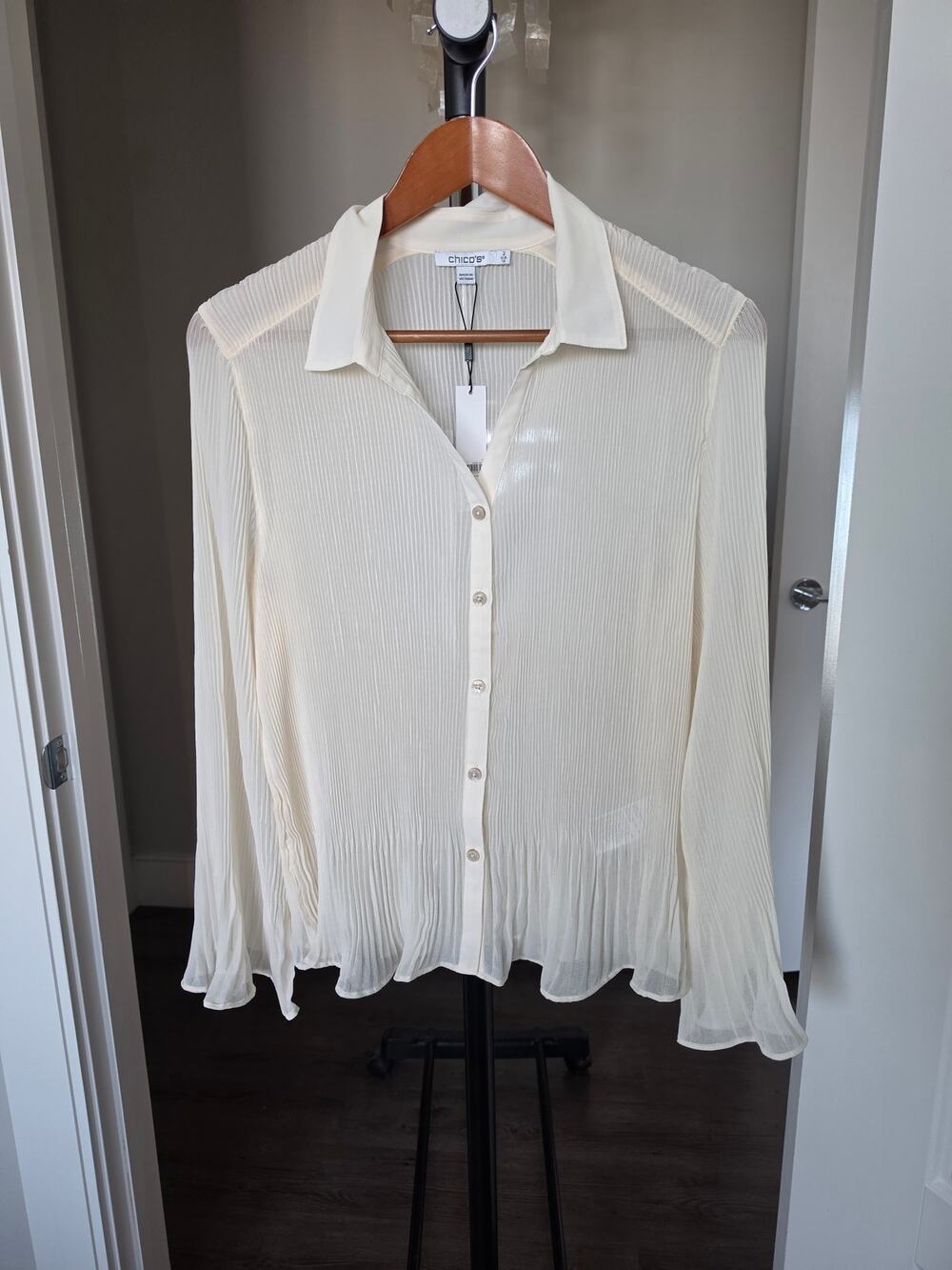 Chicos Pleated Georgette Cream Button Down Blouse Size S NWT